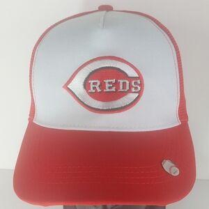 Vintage Cincinatti Reds MLB Baseball Coors Light Trucker Hat Cap Adjustable